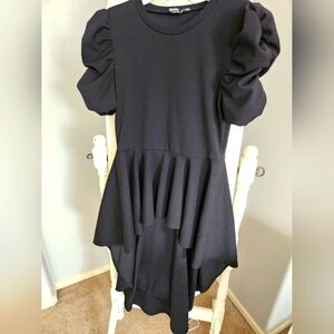 Black Puff Sleeve Top With Tail